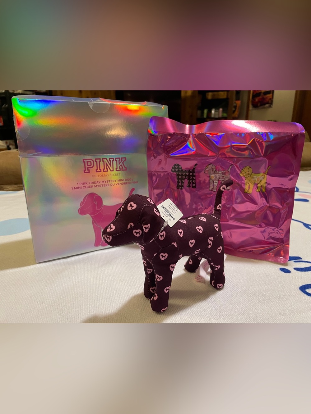 Victoria’s Secret, 1 PINK FRIDAY MYSTERY MINI DOG.
